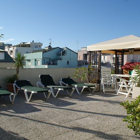 Residence Le Vele Cattolica Dış mekan fotoğraf